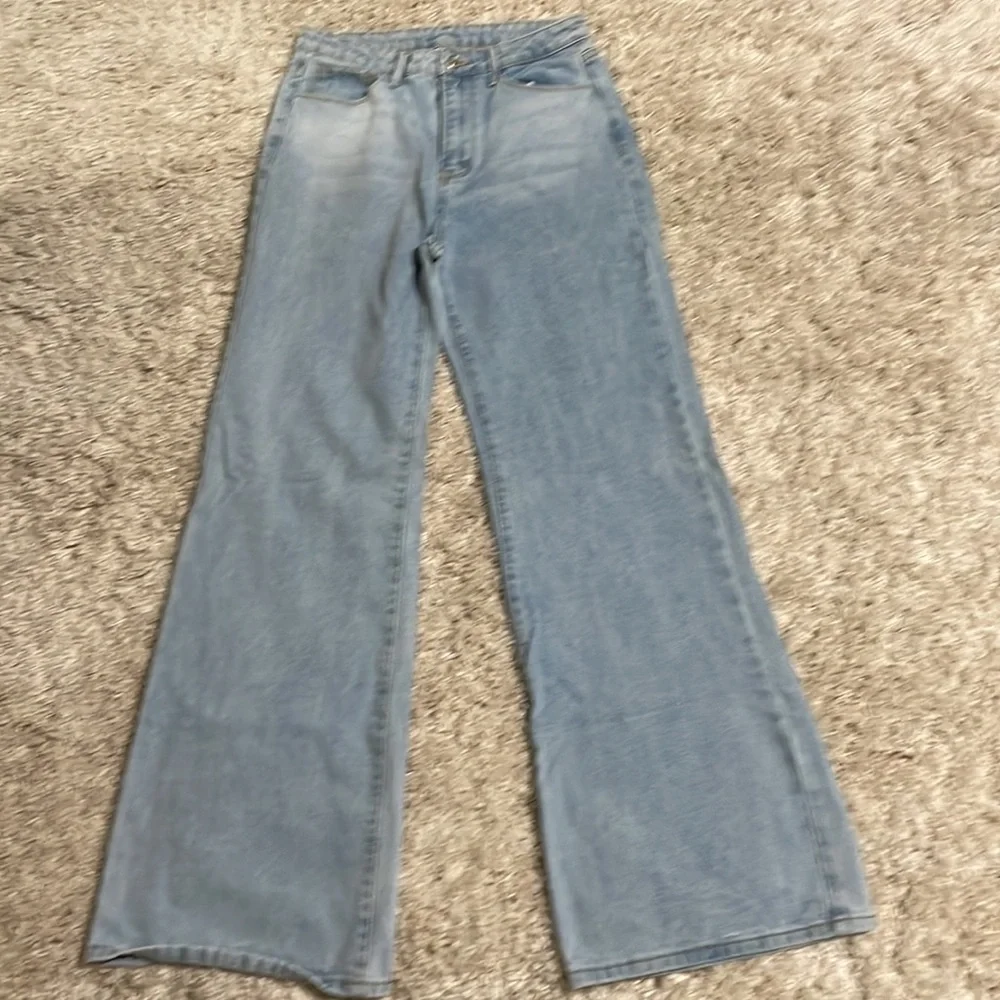 SHEIN High Waisted Wide-Leg Jeans - Picture 3 of 7
